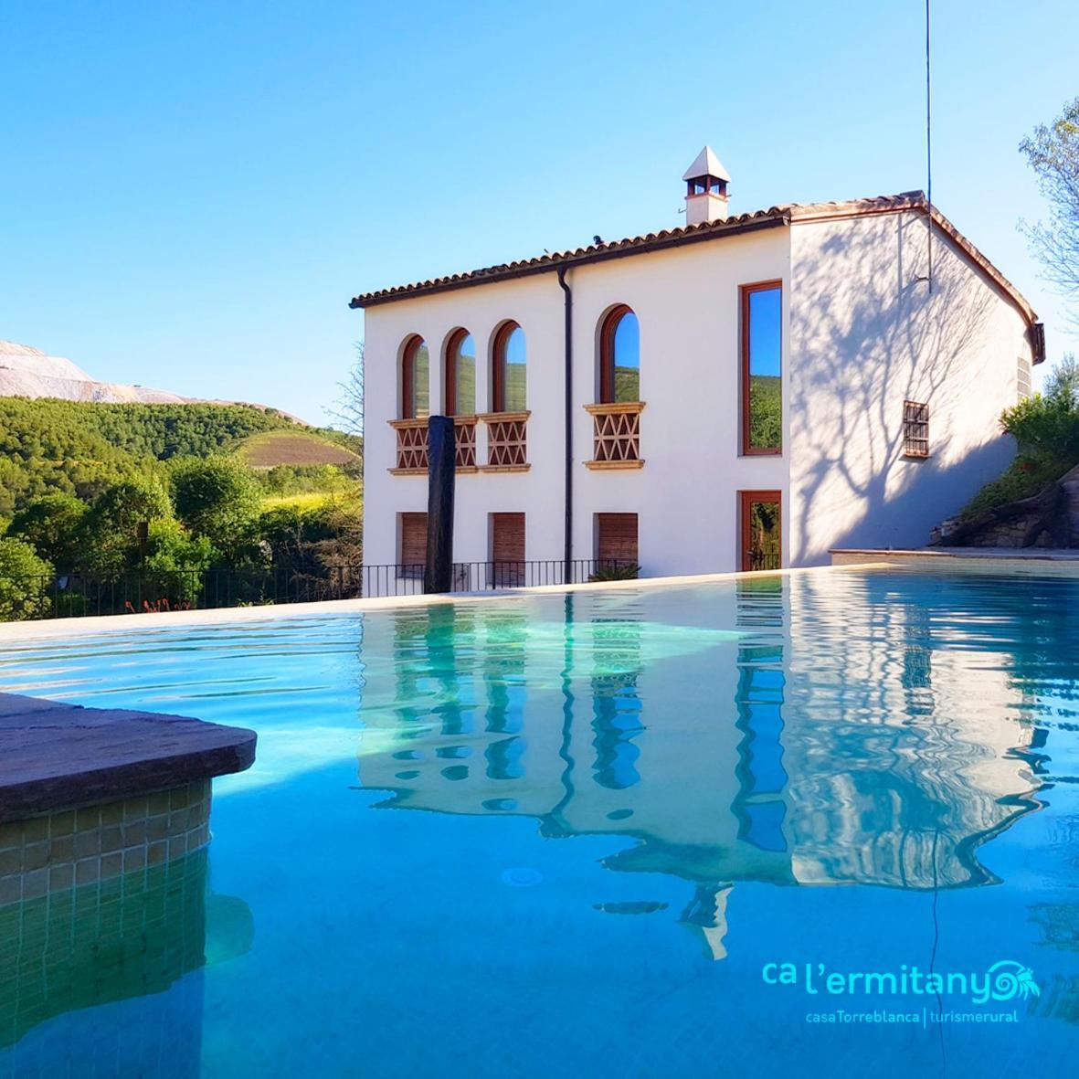 Ca L' Ermitanyo- Casa Torre Blanca Pensionat Suria Exteriör bild